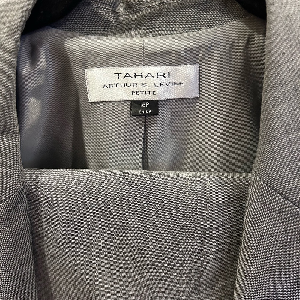 Tahari Charcoal Women’s Suit with Skirt